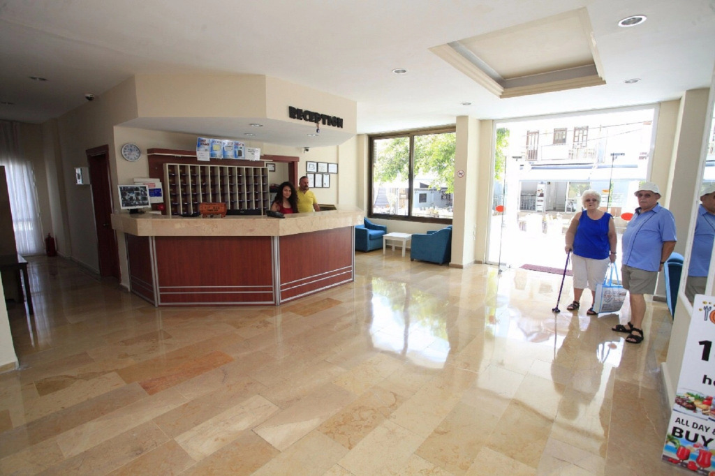 Private Hotel