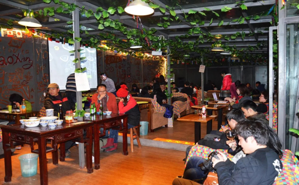 Shaoxing Laotaimen Luxun Native Place Youth Hostel
