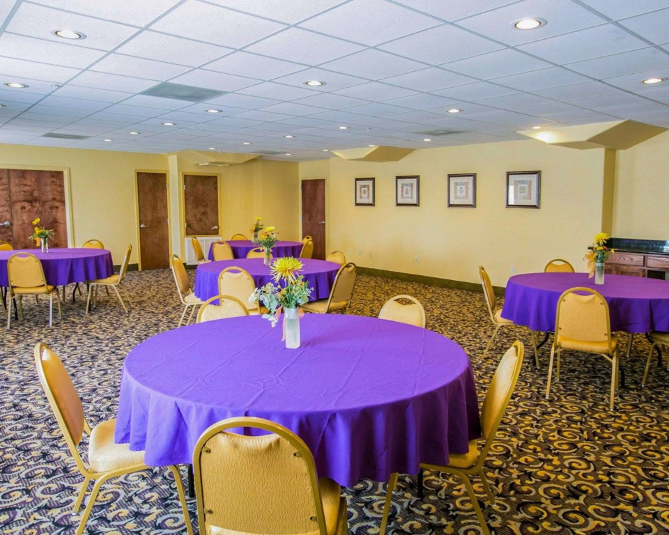 Sleep Inn & Suites Gonzales near Palmetto State Park