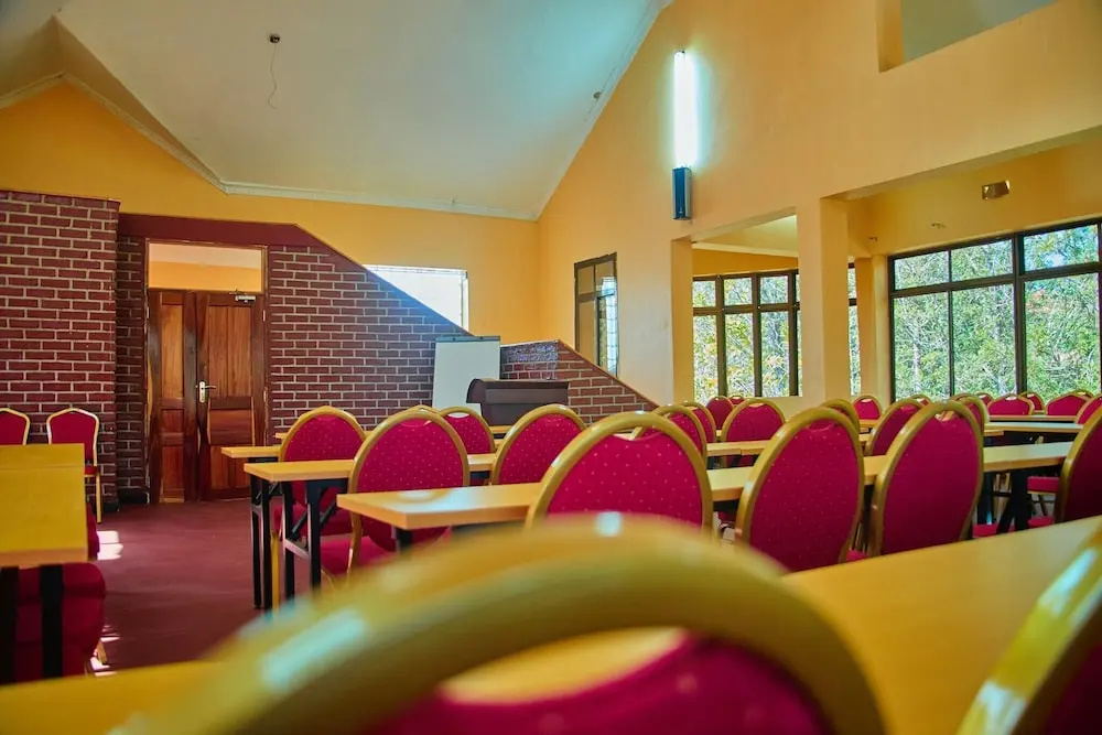 NGORONGORO CORRIDOR LODGE Karatu