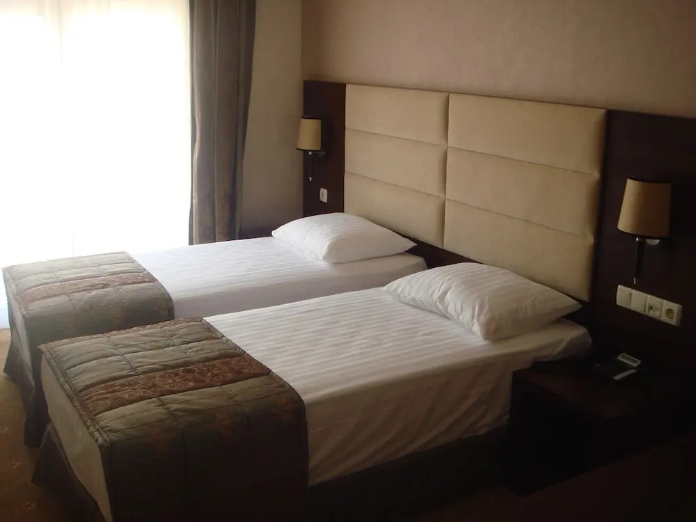 Cetin Hotel