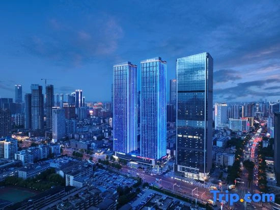 zhenyi Skyline Riverside Hotel (Changsha Wuyi Square Peiyuanqiao Subway Station Branch)