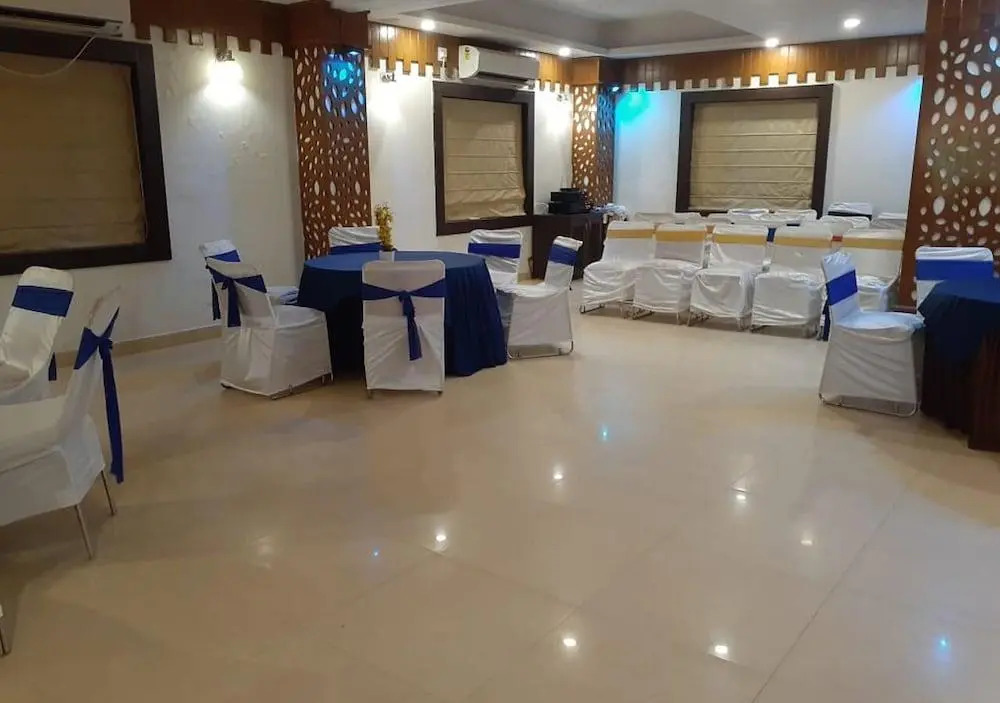 Hotel Lal Qila