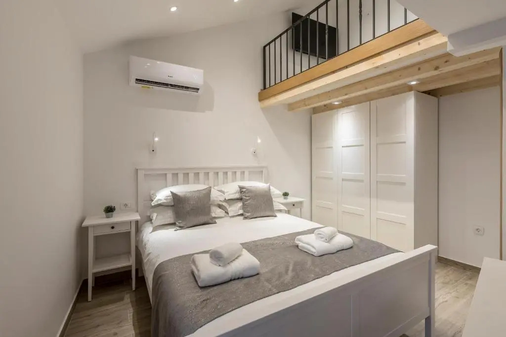 Cosmijeva Luxury Rooms