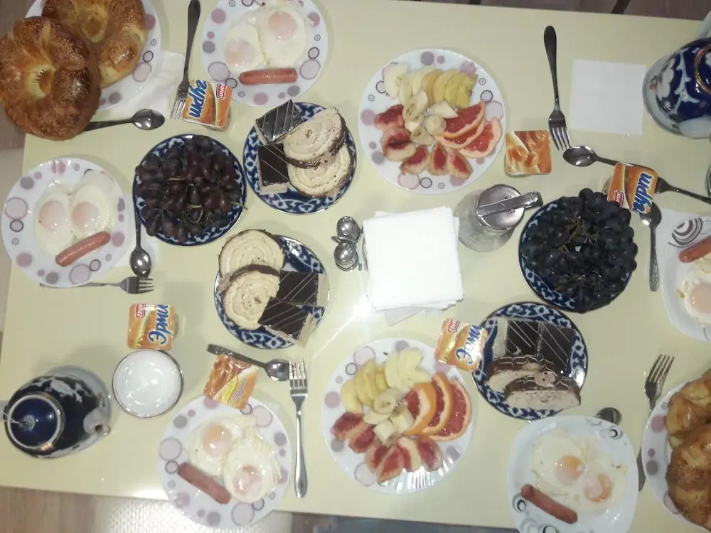 Buxoroi Sharif Guest House