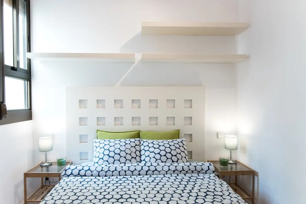 2B Apartment 5 Mins From Sagrada Familia