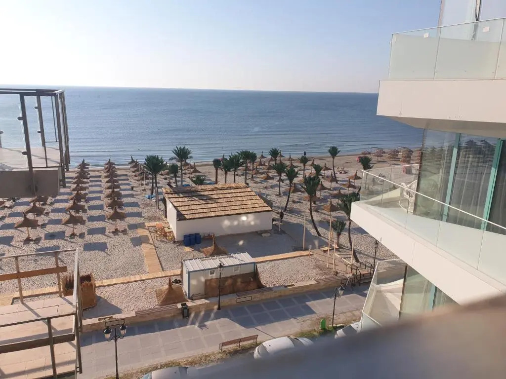 Seaview studio plus PP at Beach Residence