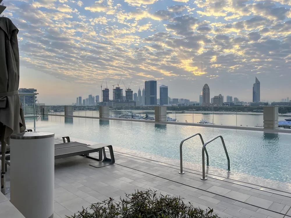 2BR Emaar Beachfront Full Sea Skyline Views