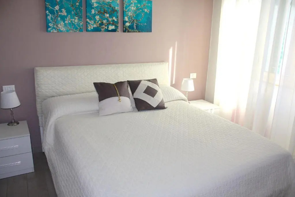 Big Central Room (Adults Only)