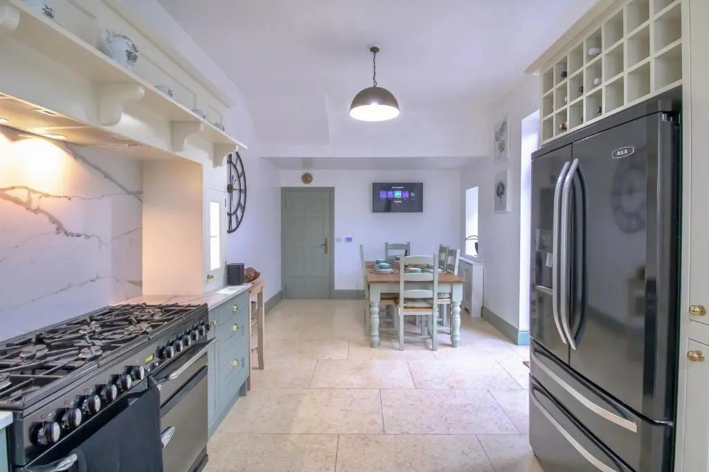 Fabulously Unique 3BD Home Sunderland