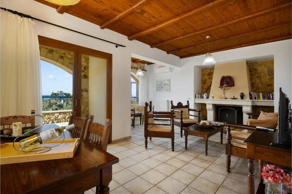 Villa Eleftheria private pool/garden/view/3bdrms/3.5bthrms