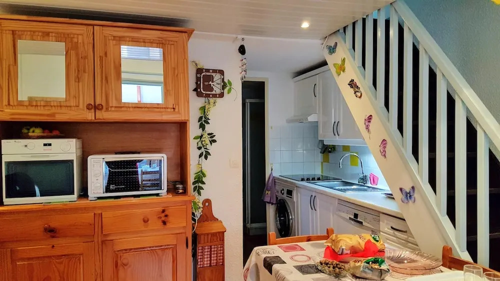 House With 2 Bedrooms in Leucate, With Enclosed Garden