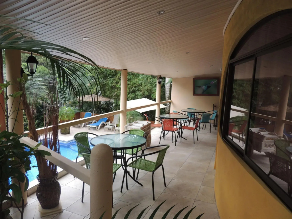Hospedaje Colibri