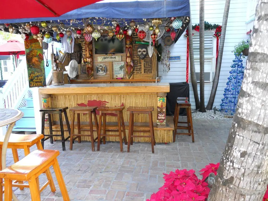 Duval Inn - Key West