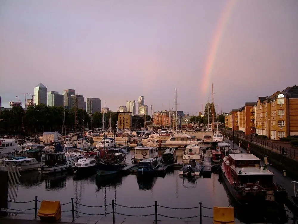 Superb Two Bedroom Flat By The Water - Great Views