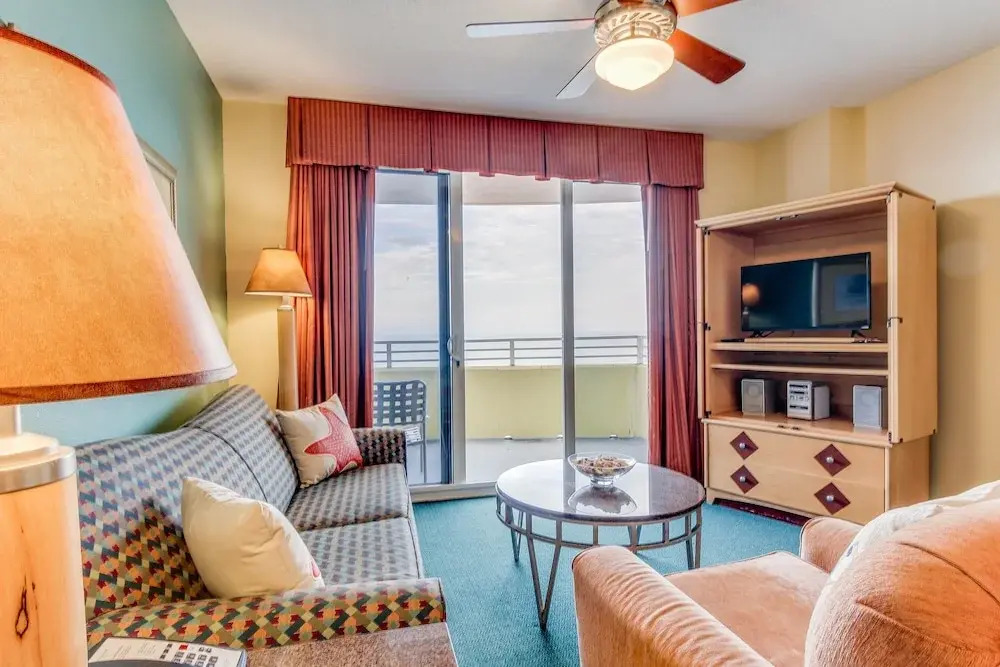 Ocean Walk 2424a