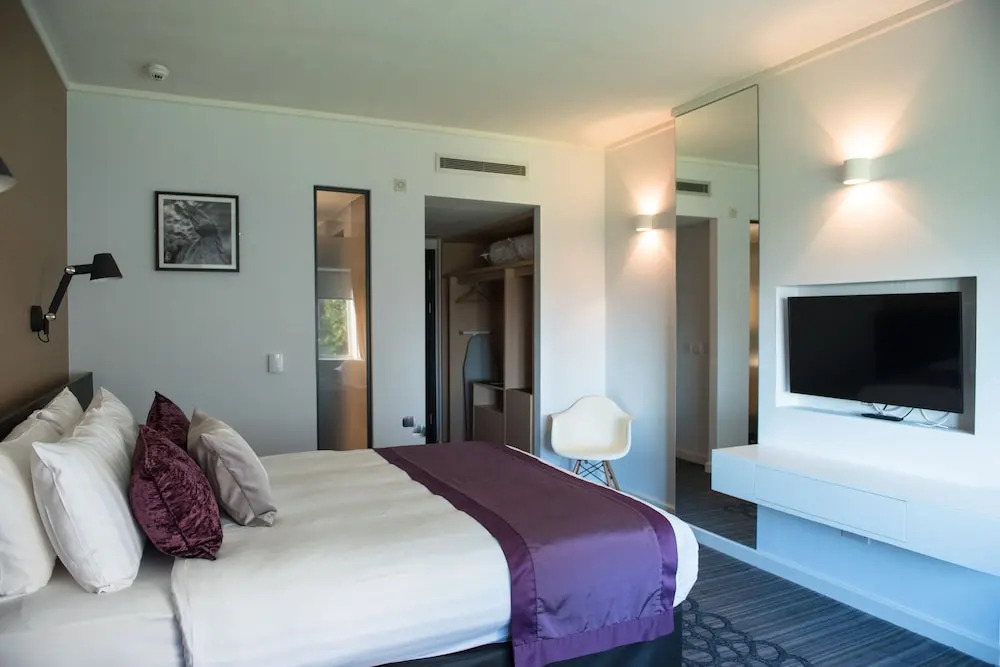 The Beardmore Conference Hotel