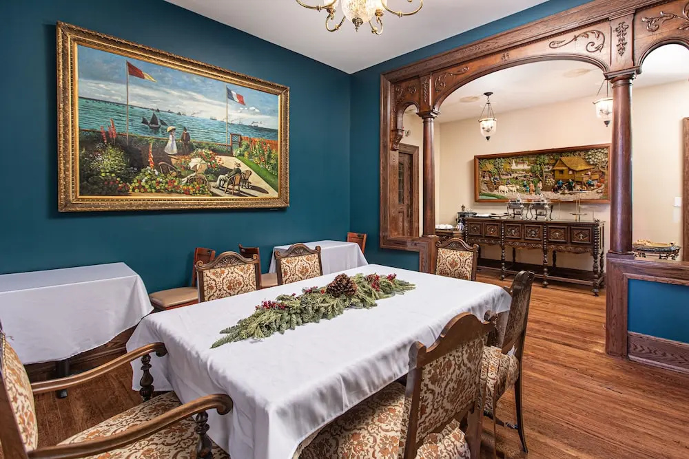Frederick Stearns House Historic Inn