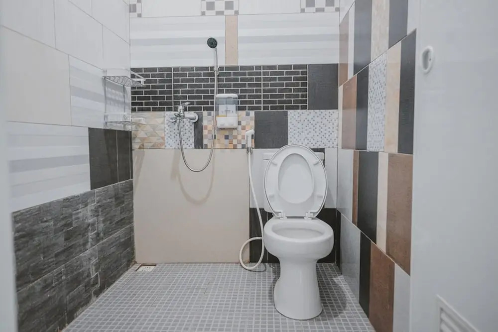 RedDoorz Plus near Tugu Tari TheHok Jambi