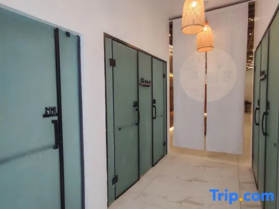Yili Yunshan Hot Spring Guesthouse
