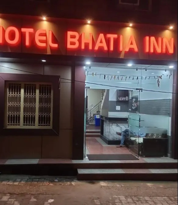 Hotel Bhatia Inn