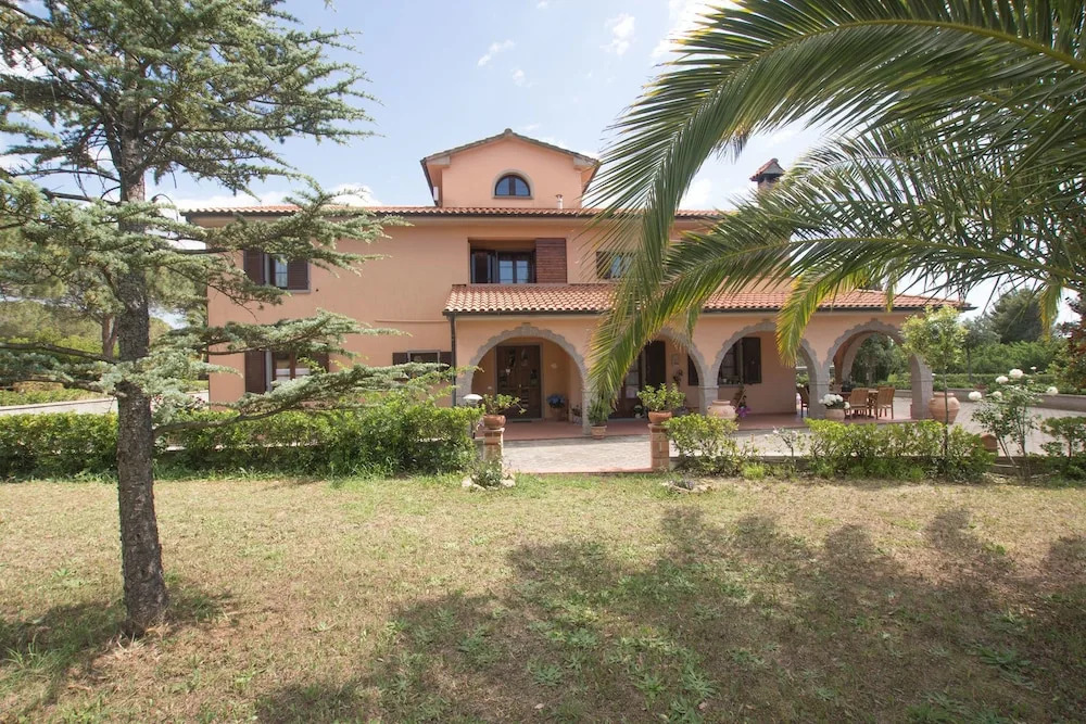 Villa Mandrioli