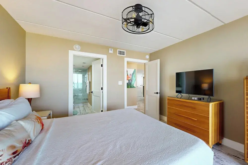 Updated 3BR w/ Gulf Views: Suntide III - Unit 801
