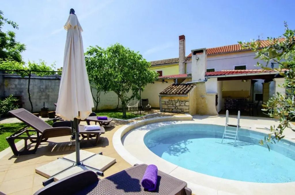 Villa Rosana in Muntić - Haus für 4-5 Personen