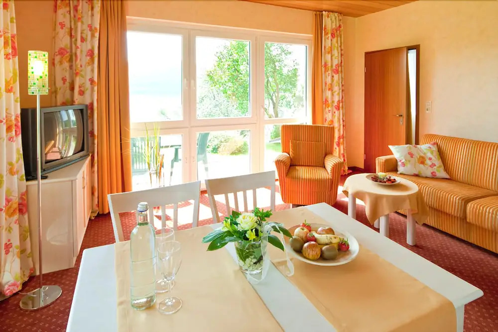 PlusNaturHotel direkt am Ederseeufer Waldhotel Wiesemann und Ferienapartments