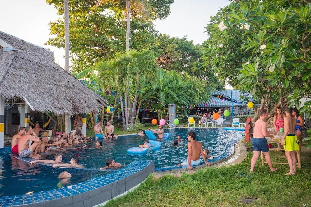 Asia Blue - Beach Hostel Hacienda - Single bed in 10-bed Dormitory Room