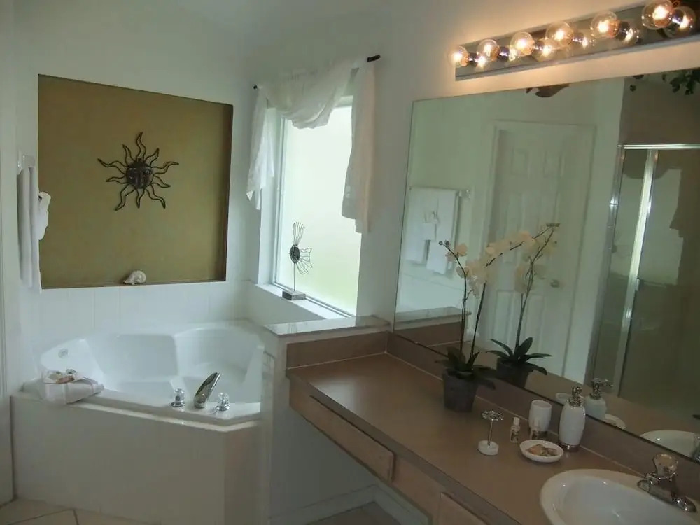Ref D Stunning 4 Bed Villa With own Pool spa Near Disney