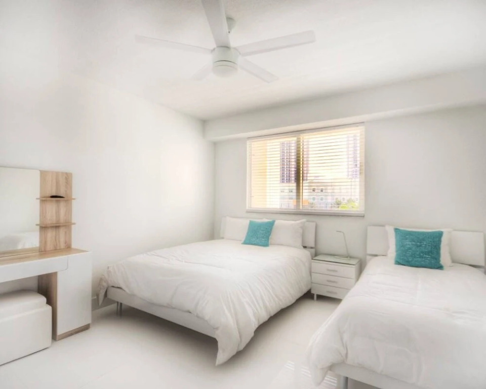 Le Marina Bay 407 by Go Florida Condo, Sunny Isles