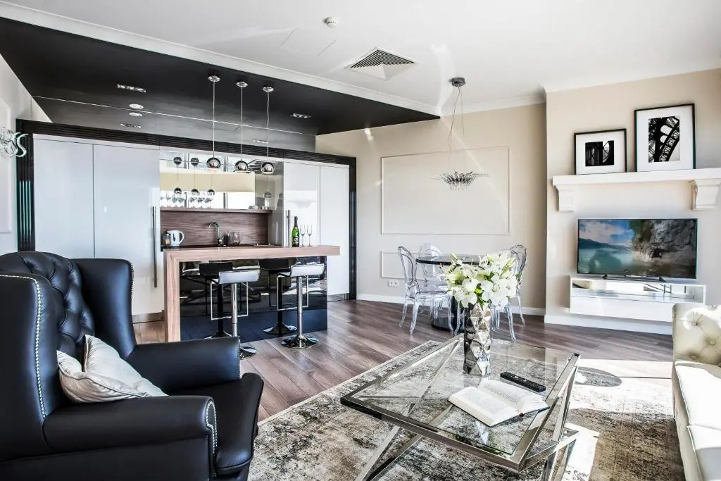 30th+ Floor Apartments in Sky Tower