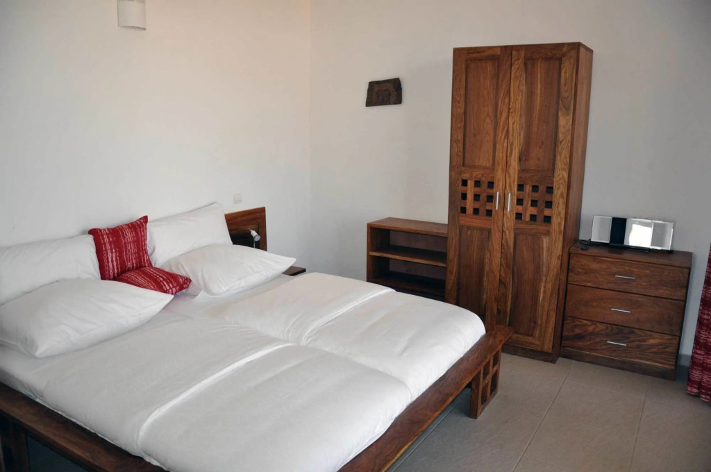 Leos Beach Hotel