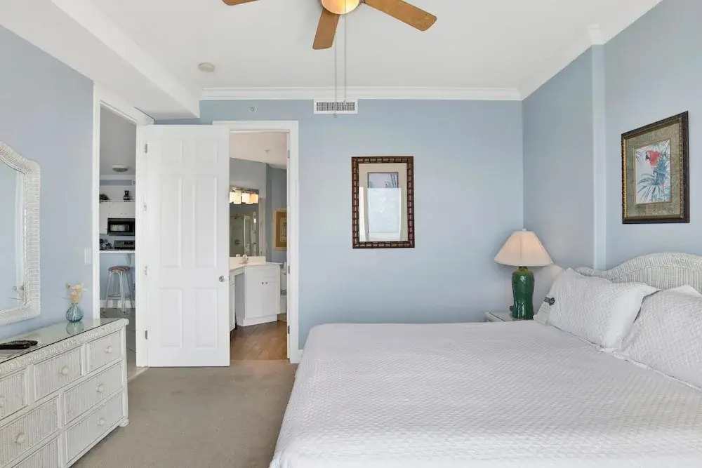 Grand Pointe 602