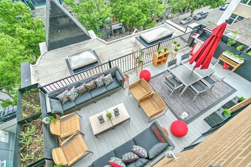 LiV MTL Downtown Montreal Spacious Suites