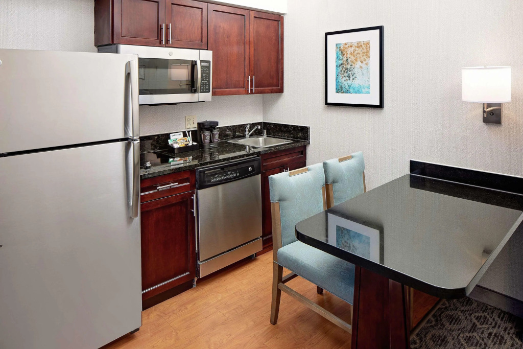 Homewood Suites by Hilton Dallas Market Center