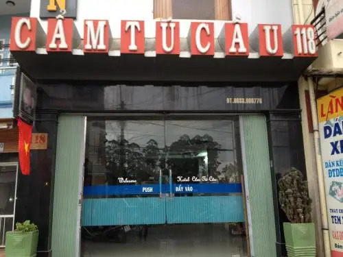 Cam Tu Cau Hotel