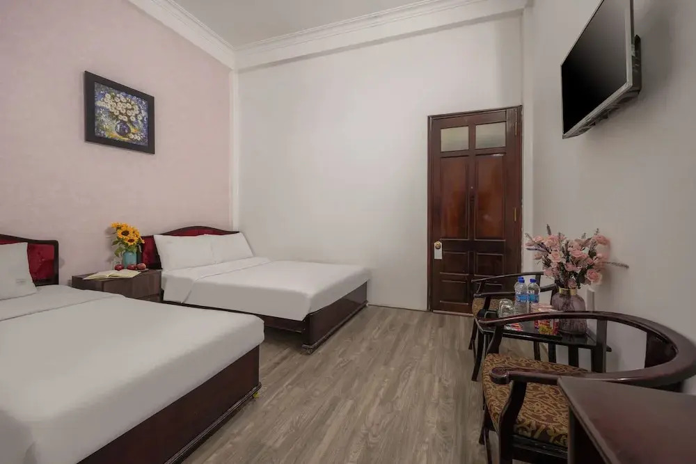 KLY Hotel