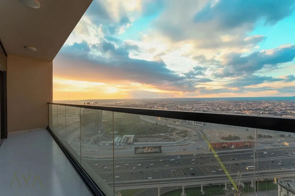 Aya - Luxury Living in 2BR at Aykon City