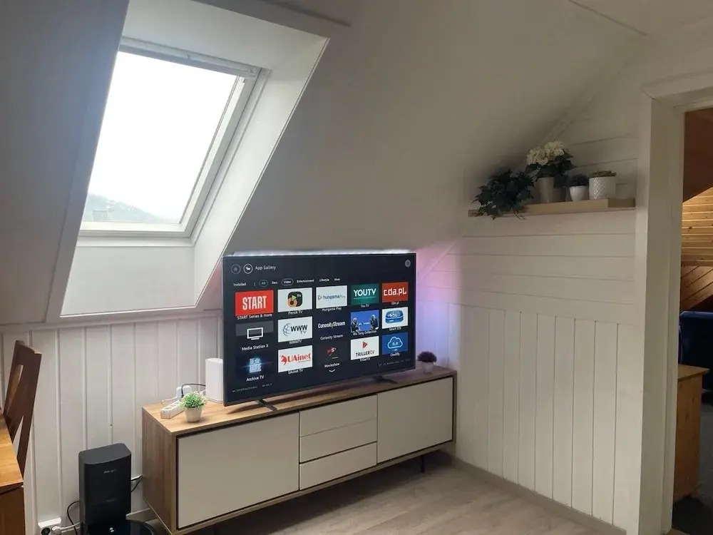 Arctic Skyview Retreat in Tromso - With Parking