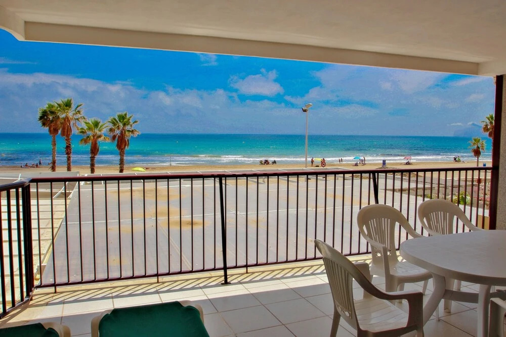 Ines-1 - Ocean front apartment in Calpe