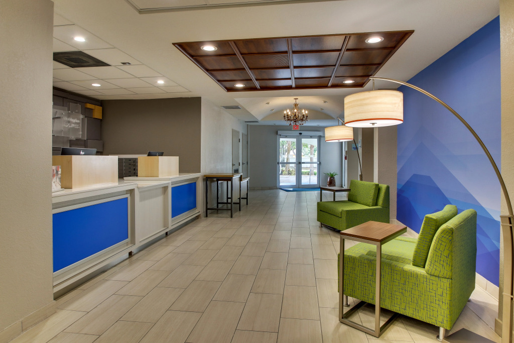 Holiday Inn Express West Palm Beach Metrocentre by IHG