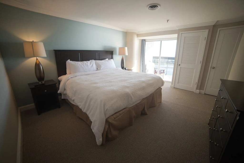 Bask Hotel at Big Rock Landing