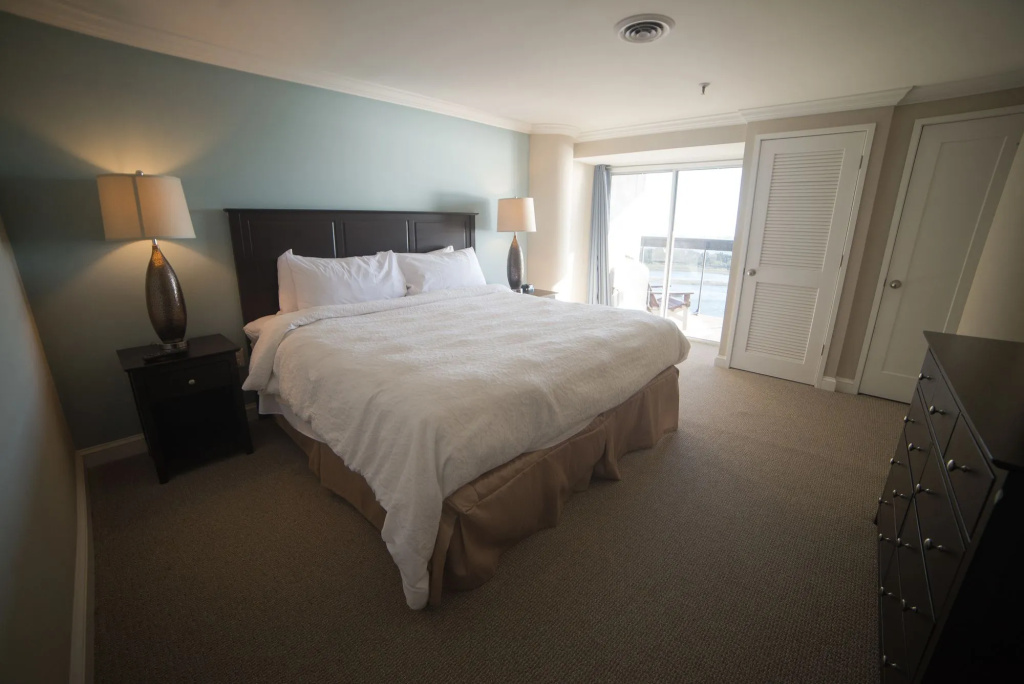 Bask Hotel at Big Rock Landing