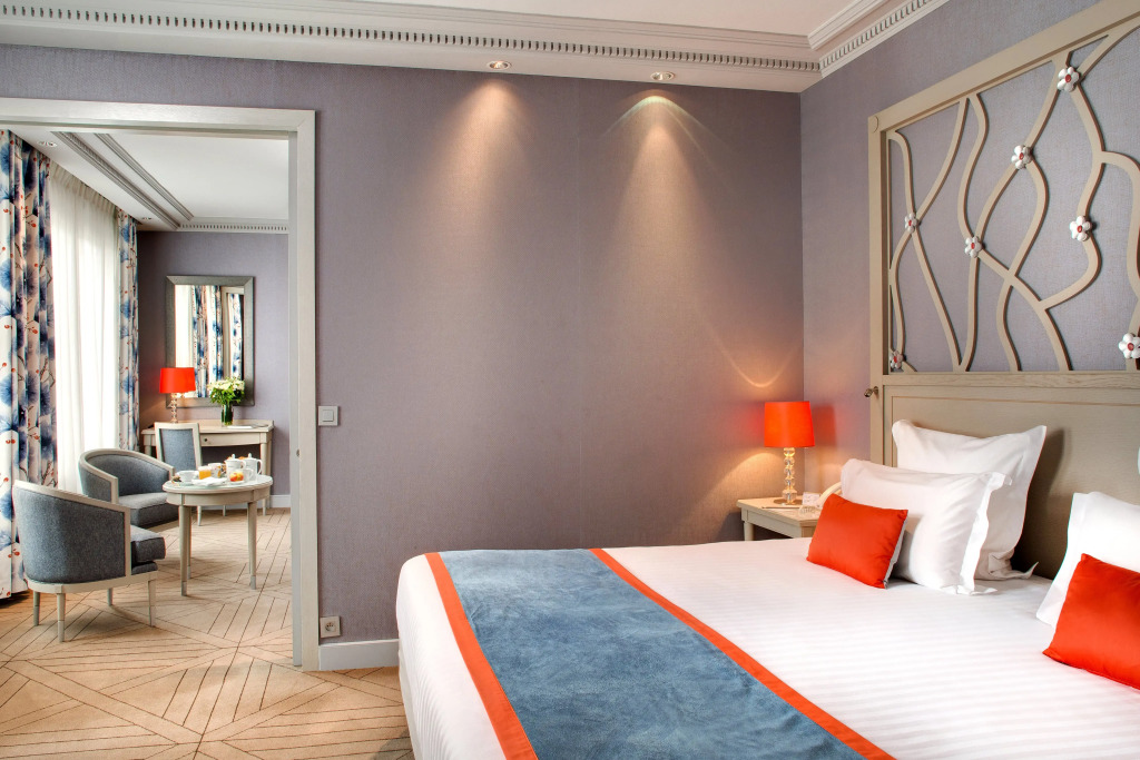 Rochester Champs Elysees