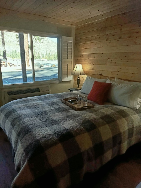 Woodfords Inn