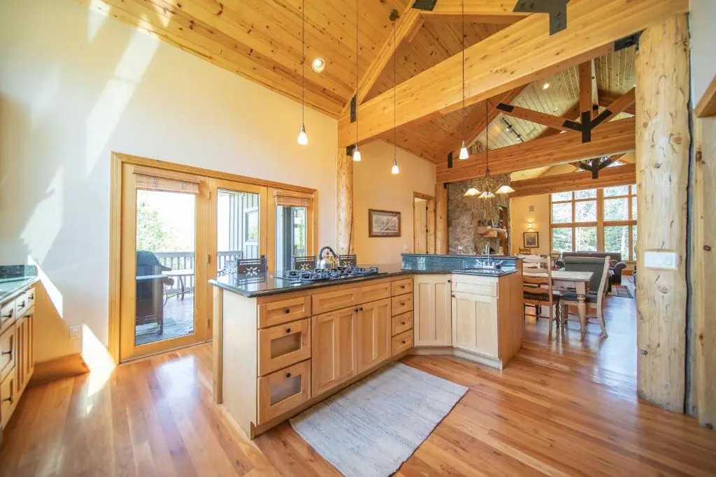 Goldenrod Home 6