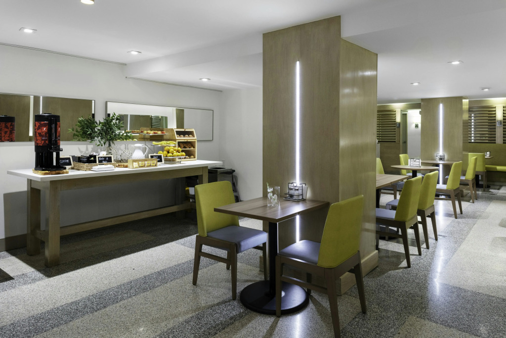 Hilton Garden Inn Miami South Beach