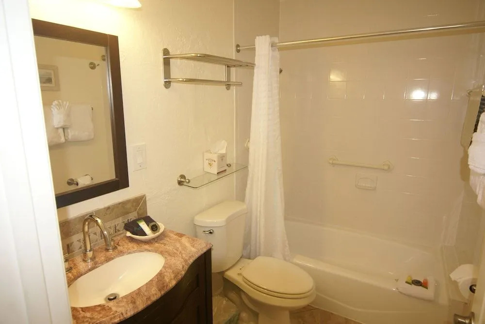 Sandpiper Inn